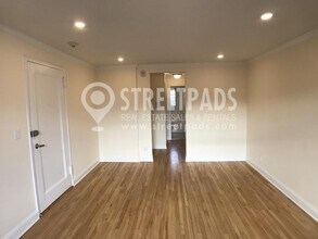 72 St Paul St in Brookline, MA - Building Photo - Building Photo