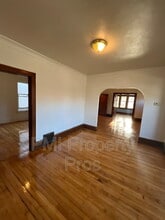 4572 W Fond du Lac Ave in Milwaukee, WI - Building Photo - Building Photo