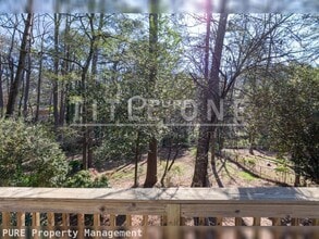 2435 Woodacres Rd NE in Atlanta, GA - Building Photo - Building Photo