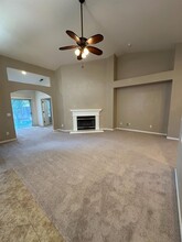 9911 N Baird Ave in Fresno, CA - Building Photo - Building Photo