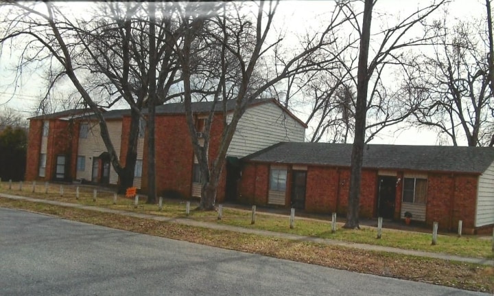 407 W Graham Street in Shelby, NC - Building Photo