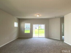 124 Wilbur Lake Dr in Fuquay Varina, NC - Building Photo - Building Photo