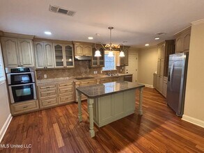 132 Hillcrest Way in Ridgeland, MS - Building Photo - Building Photo