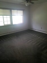 113 Raylinsky Rd in Ballston Lake, NY - Building Photo - Building Photo