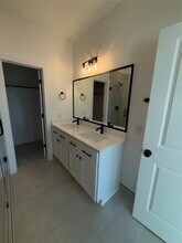 1464 Ferguson Way in Houston, TX - Building Photo - Building Photo