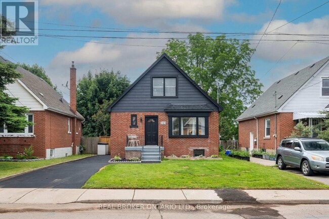 property at 220 Holmesdale Ave