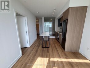 30 Dreamers Wy in Toronto, ON - Building Photo - Building Photo