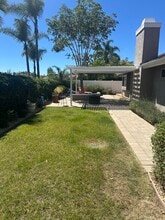 11715 Timberlake Dr in San Diego, CA - Foto de edificio - Building Photo