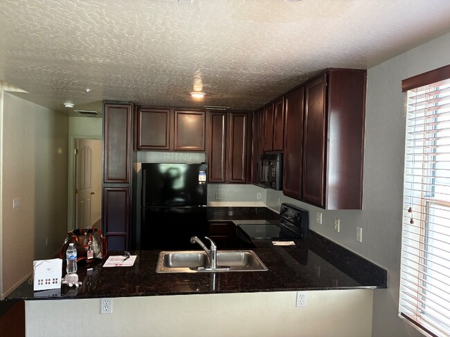 753 N Port Dr in Gilbert, AZ - Building Photo - Building Photo
