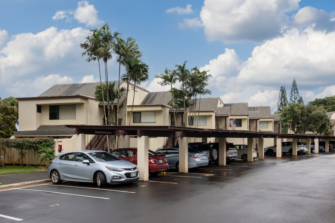 Puu Alii in Kaneohe, HI - Foto de edificio