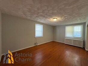 5133 Pembridge Ave in Baltimore, MD - Building Photo - Building Photo