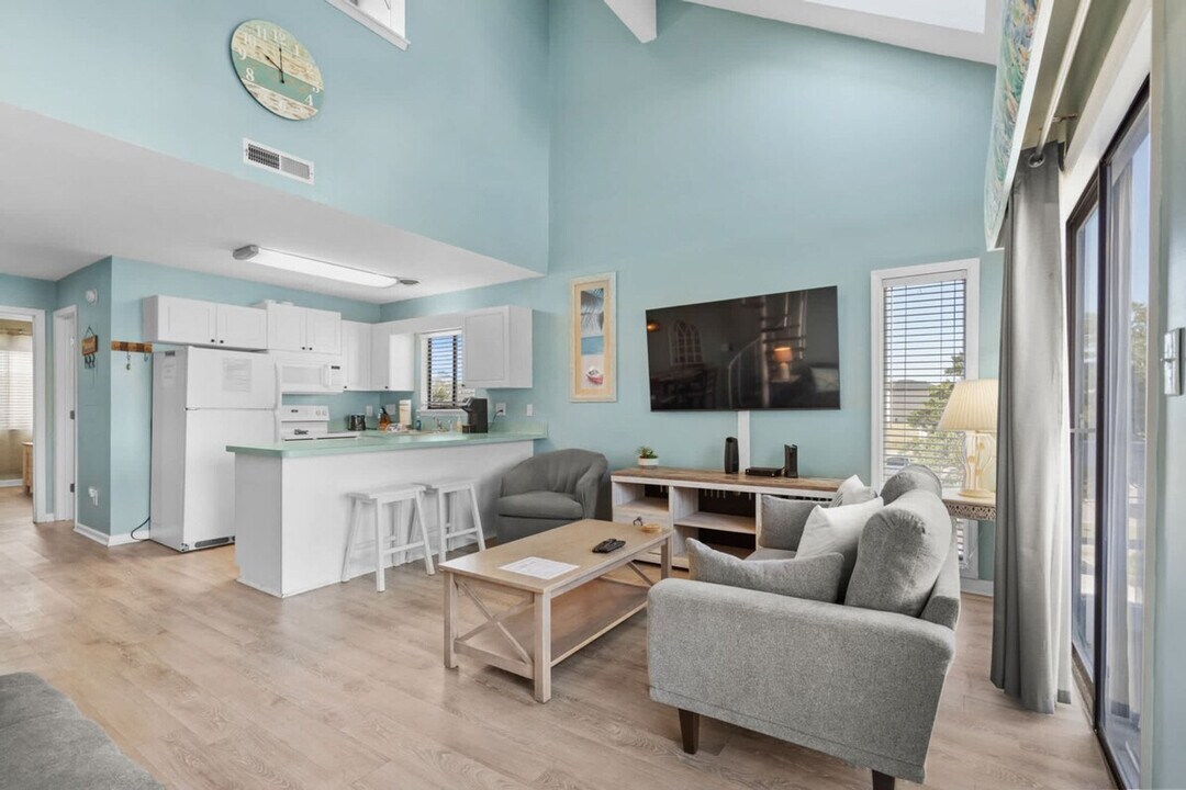 1850 Colony Dr in Surfside Beach, SC - Building Photo