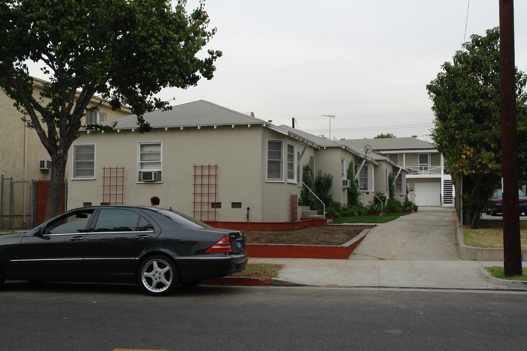 313 E Maple St in Glendale, CA - Building Photo