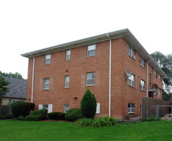 247 S Plum Grove Rd Apartments