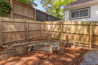 505 Oakdale Rd NE in Atlanta, GA - Building Photo - Building Photo