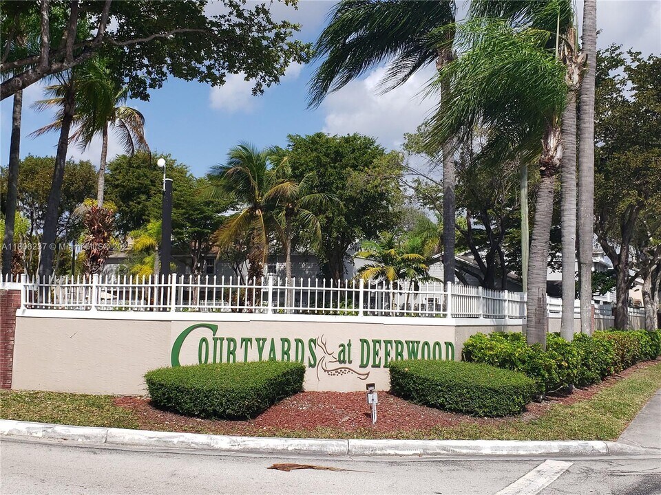 14617 SW 123rd Ave in Miami, FL - Building Photo