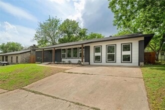 9714 Hansford Dr in Austin, TX - Building Photo - Building Photo