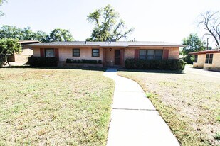 434 Cosgrove St in San Antonio, TX - Building Photo