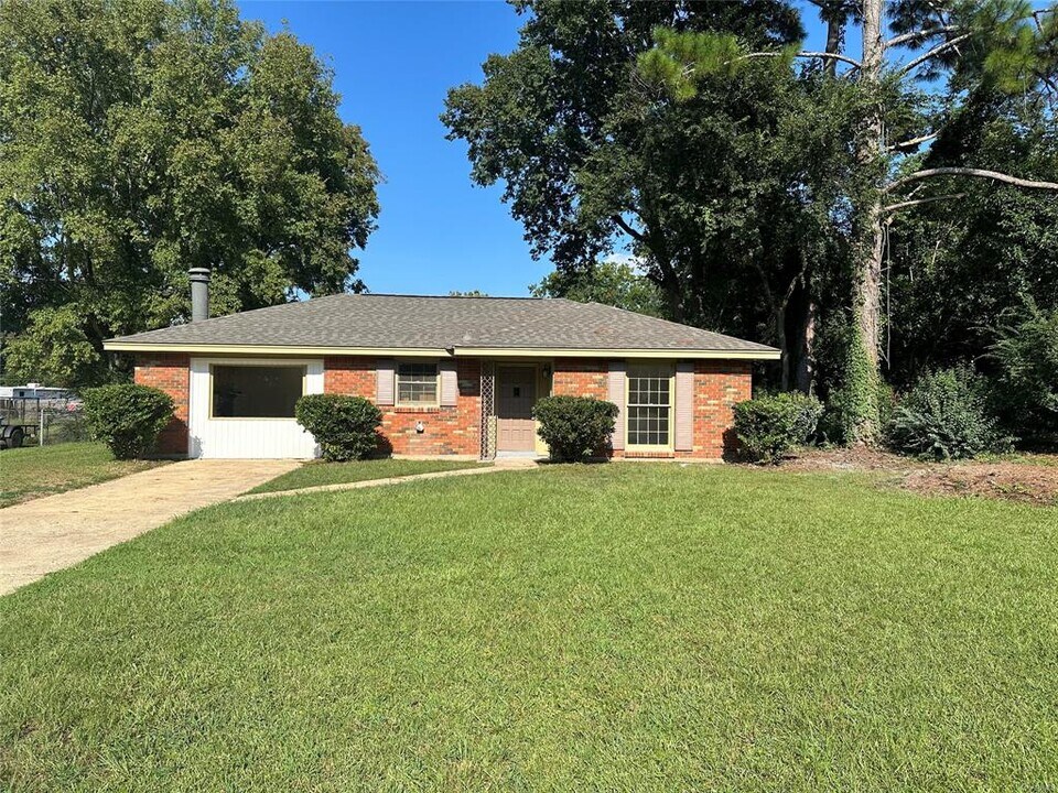 113 Lori St in Prattville, AL - Building Photo