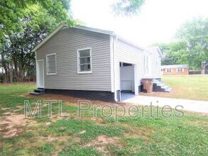 1722 Kings Rd in Shelby, NC - Building Photo - Building Photo