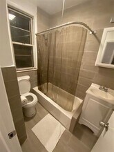 72 W 13th St in Bayonne, NJ - Building Photo - Building Photo