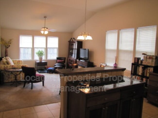 1484 Marilee Dr in Lawrence, KS - Building Photo - Building Photo