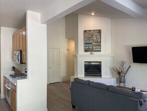 4451 Lynnfield Way in Reno, NV - Building Photo - Building Photo