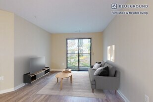 2987 District Ave in Fairfax, VA - Building Photo