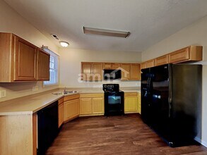 537 Hanska Way in Raleigh, NC - Building Photo - Building Photo