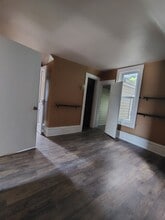 1635 Charles St in Rockford, IL - Building Photo - Building Photo