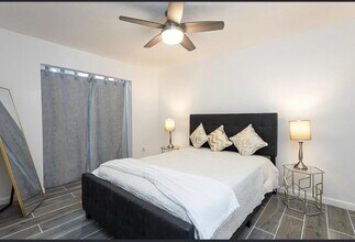66792 Hacienda Ave in Desert Hot Springs, CA - Building Photo - Building Photo