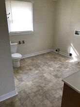 1800 Longview Dr in Winston-Salem, NC - Building Photo - Building Photo