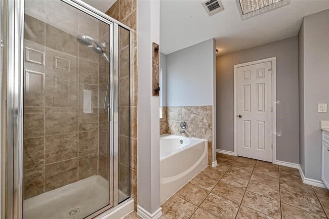 property at 2419 Fox Water Dr