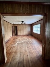107 Metcalf St in New Brockton, AL - Building Photo - Building Photo