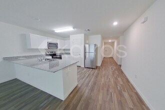1128 Hayes Ave S in Lehigh Acres, FL - Building Photo - Building Photo