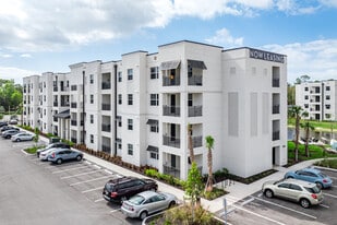 Estero Vista in Ft. Myers, FL - Building Photo