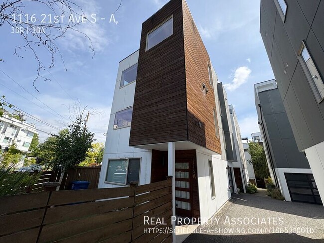 property at 1116 21st Ave S
