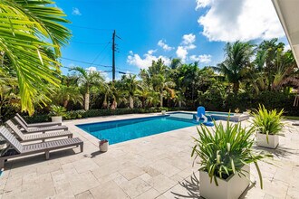 1936 Harbour Inlet Dr in Fort Lauderdale, FL - Foto de edificio - Building Photo