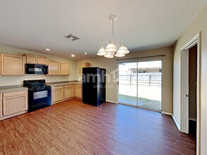 4447 Wrangler Run in San Antonio, TX - Building Photo - Building Photo