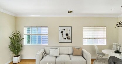 Klever Apartments in North Hollywood, CA - Building Photo - Building Photo