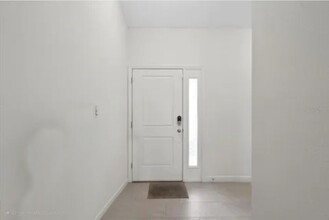 228 Amesbury Ln in Poinciana, FL - Building Photo - Building Photo