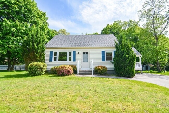 property at 33 Robin Rd