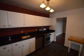 9039 Sligo Creek Pkwy in Silver Spring, MD - Building Photo - Building Photo
