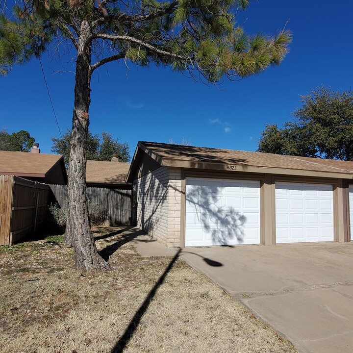 6321 Alta Vista Rd in Odessa, TX - Building Photo