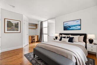 2311 4th St, Unit 304 in Santa Monica, CA - Foto de edificio - Building Photo