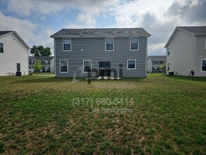 1854 Cascades Dr in Greenfield, IN - Building Photo - Building Photo
