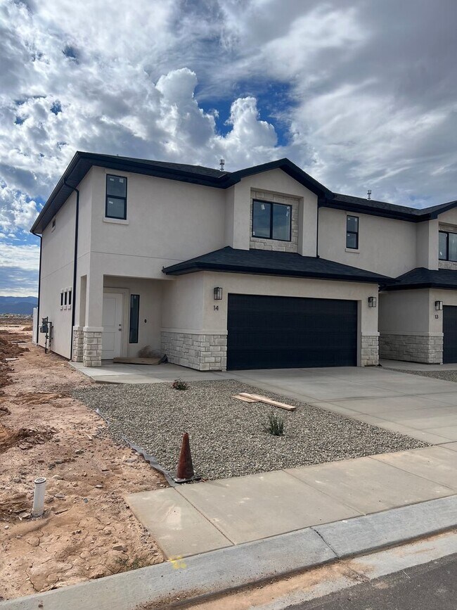 51 S 4375 W in Cedar City, UT - Building Photo - Building Photo