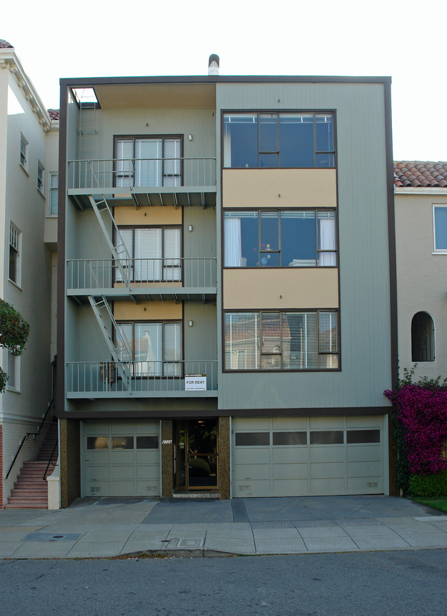 3726 Broderick St in San Francisco, CA - Building Photo - Building Photo