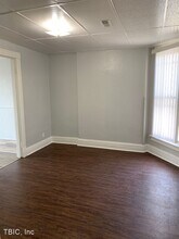 432 W 3rd St in Davenport, IA - Building Photo - Building Photo