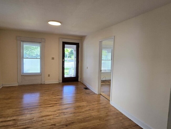 78 Elm St in Potsdam, NY - Foto de edificio - Building Photo